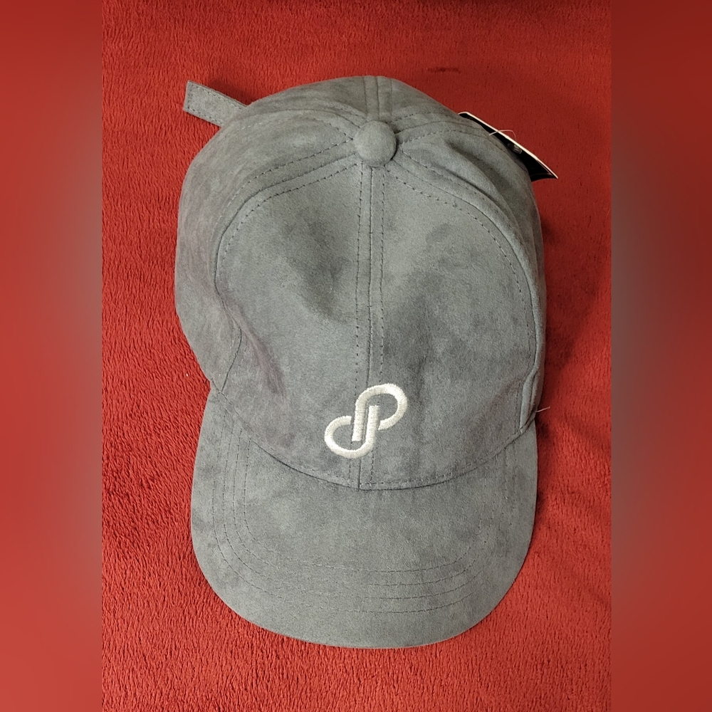 Poshmark logo hat